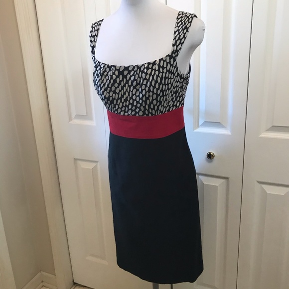Ann Taylor Dress Black w/ Red Waist sz 4 - Picture 4 of 5
